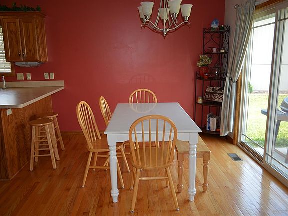 4th image of 2252 SE Piedmont Ct