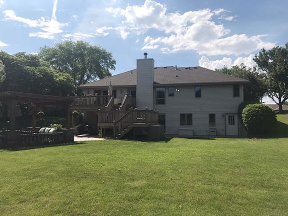 Huge Deck/Outdoor living