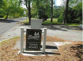 502 Forest Dr, Garner, NC 27529