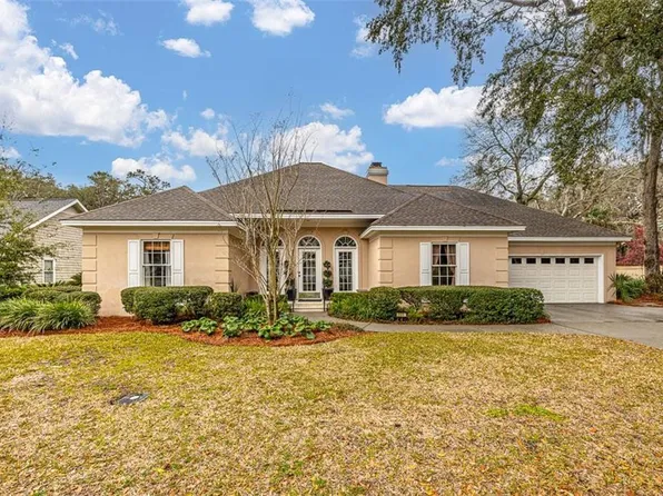101 Long Point Dr, Saint Simons Island, GA 31522