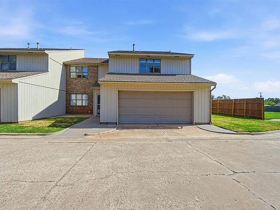 2nd image of 1011 Mockingbird Ln