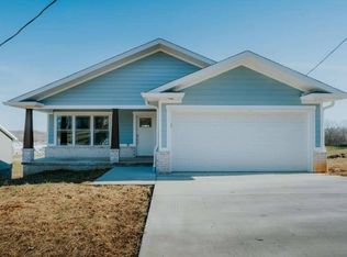 594 Mill St, Hanson, KY 42413