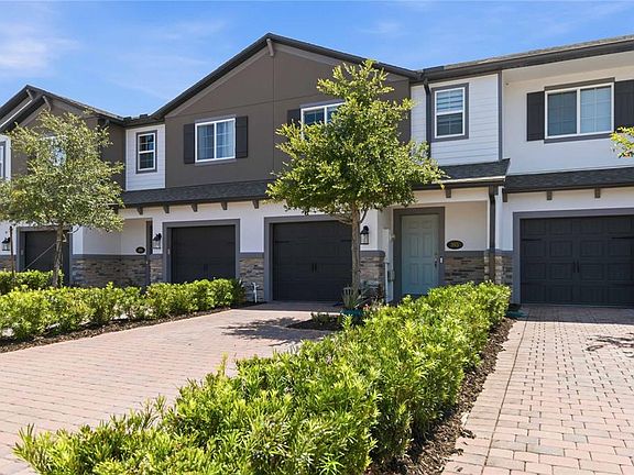 3rd image of 385 CAPE HONEYSUCKLE PLACE