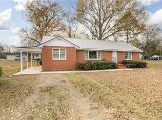 306 4th St SE, Aliceville, AL 35442