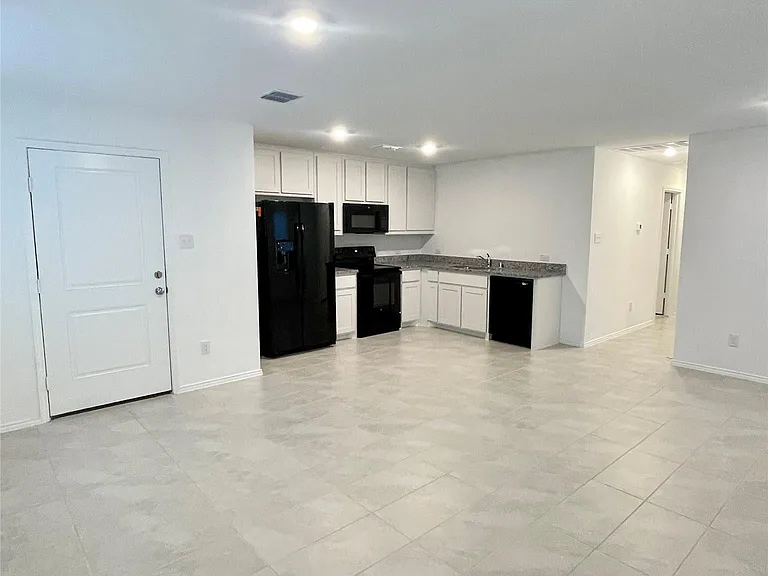 227 Herman Ln — Photo 4