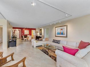 3930 Oaks Clubhouse Dr APT 405, Pompano Beach, FL 33069