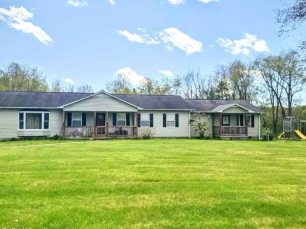 853 Dryden Heights Dr, Dryden, VA 24243