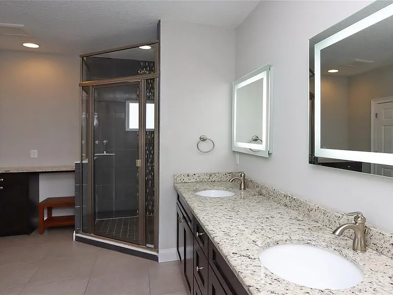 3617 Bay Heights Way — Photo 13