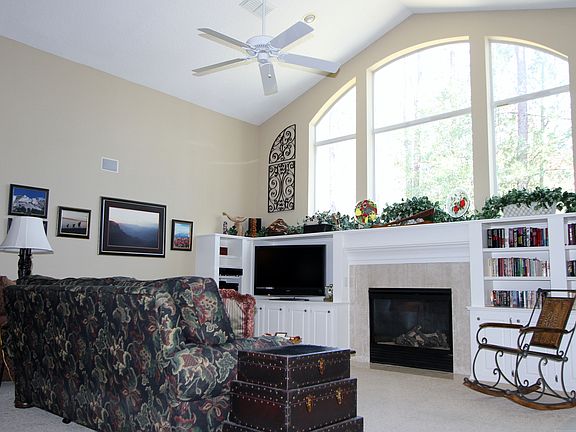 4th image of 2689 Seneca Dr