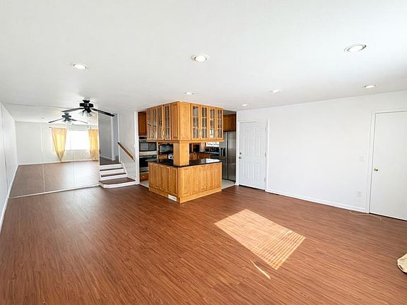 4th image of 17 Alexander Ave