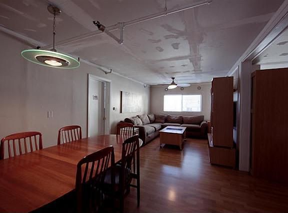 3rd image of 419 4th Ave