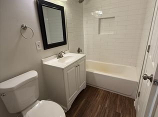 9829 Old Solomons Island Rd #3, Owings, MD 20736