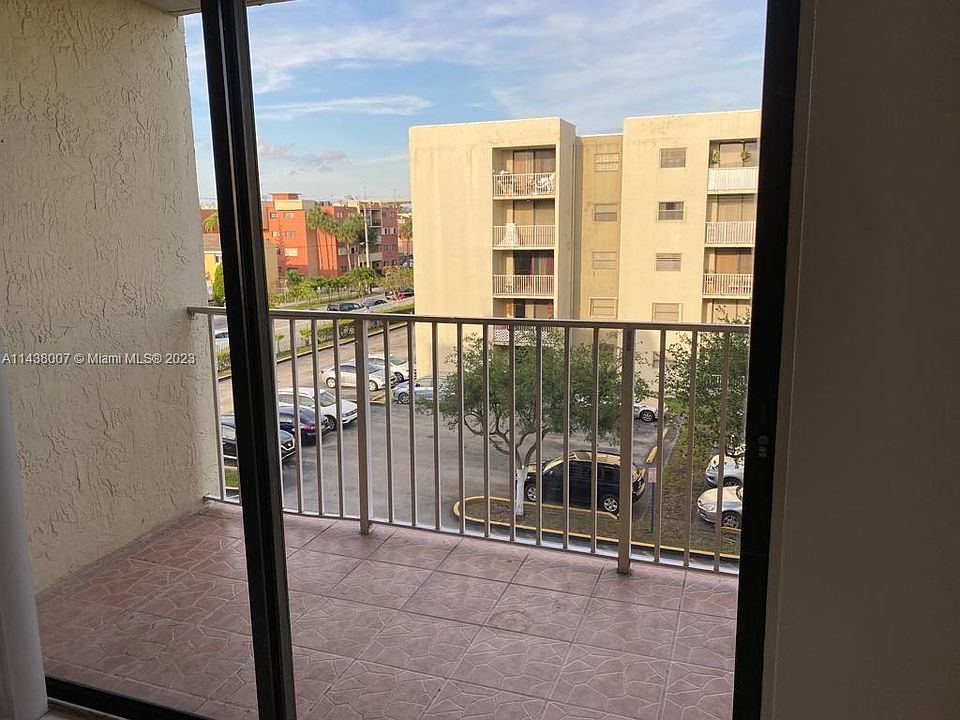 1st image of 8185 NW 7th St APT 420