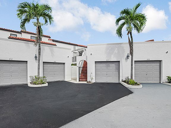 3rd image of 6670 Villa Sonrisa Dr APT 213