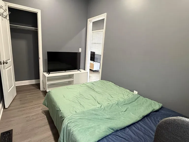 5100 Lorain Ave #2 — Photo 2