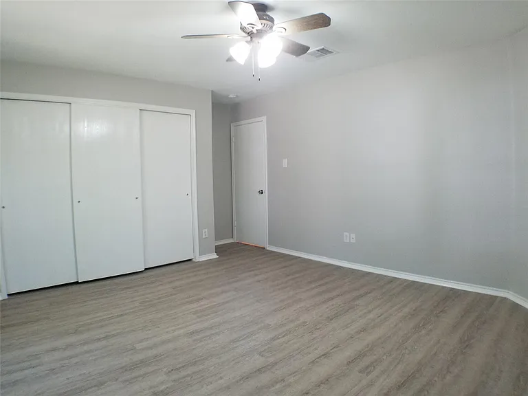 11208 Blairview Ln — Photo 17