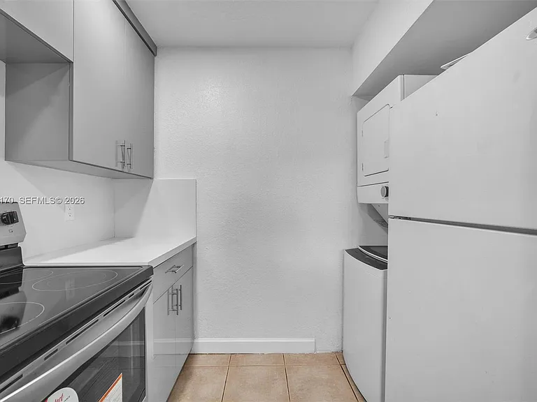 10015 NW 4th St #203 — Photo 6