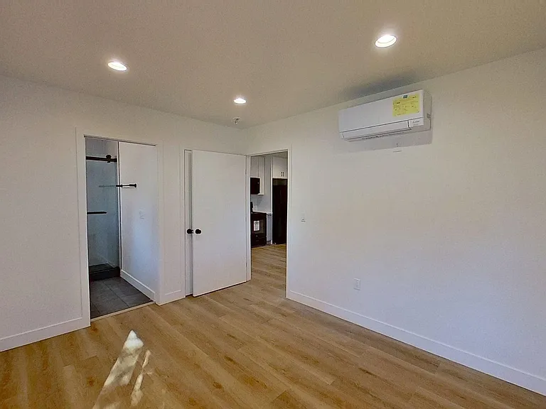829 N Garfield St — Photo 16