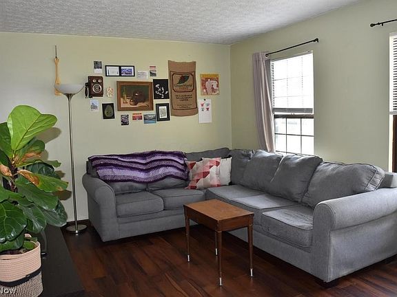 5th image of 2295 Laurelwood Dr
