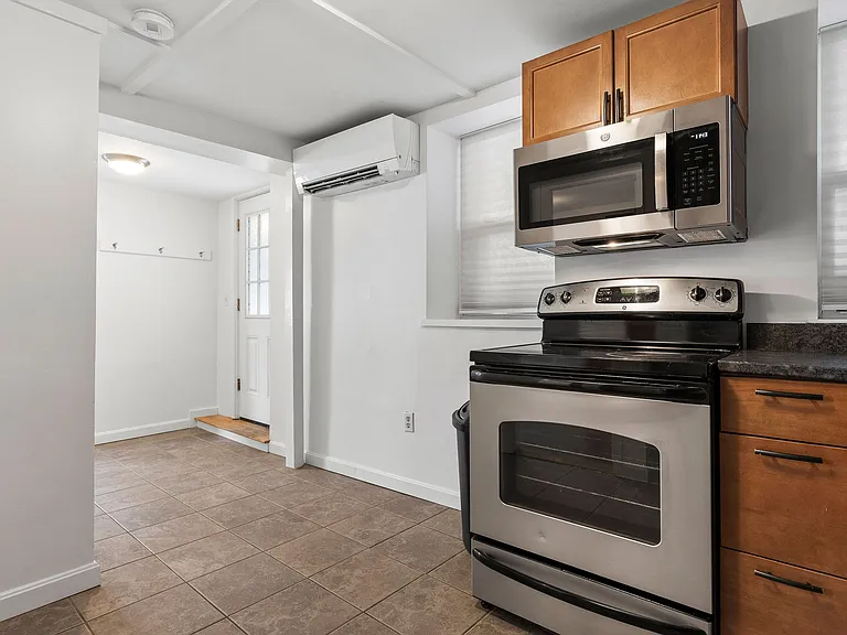 Electric Range & Microwave