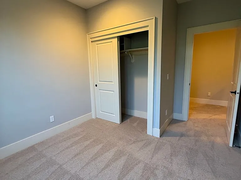 10108 SW Morrison St #10108 — Photo 37