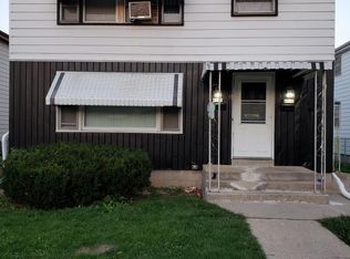 4316 N 90th St, Milwaukee, WI 53222