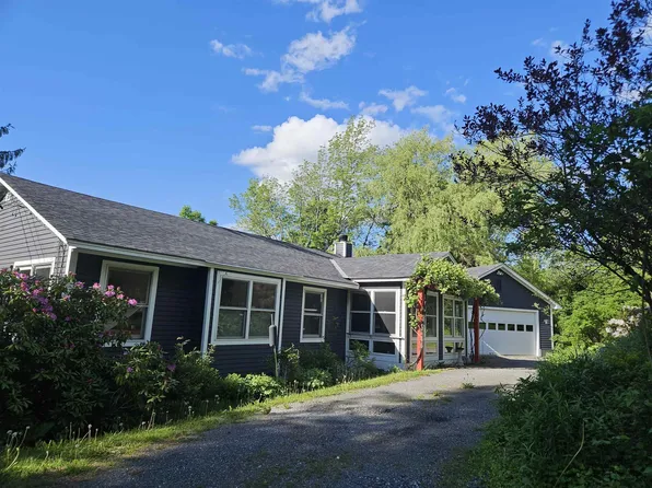 32 Lisle Hill, Wilmington, VT 05363
