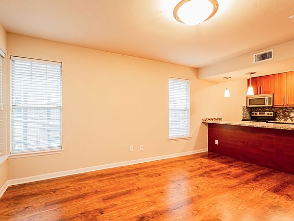 3rd image of 7685 Northcross Dr Unit 1124