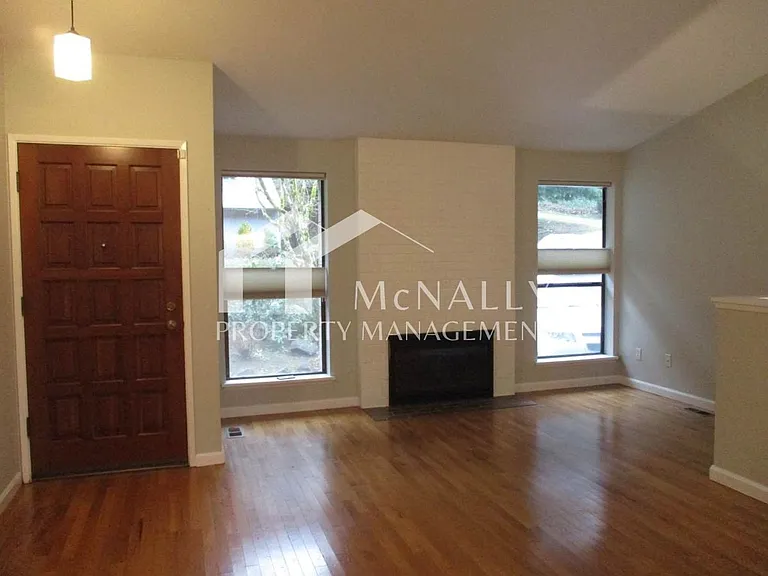 3604 Harborcrest Ct NW — Photo 4