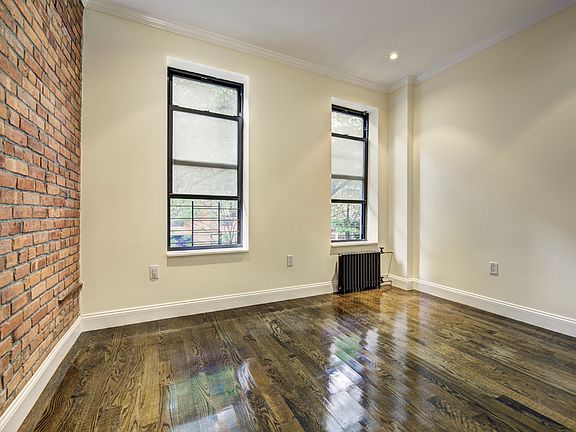 5th image of 313 E 92nd St