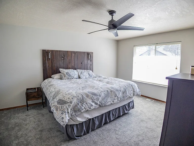 1268 W Bentwood Loop — Photo 76