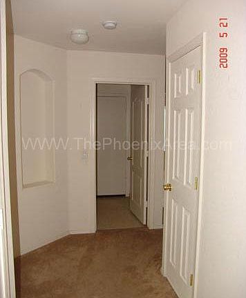 2nd image of 426 E Payton St