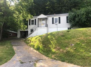 1616 Augusta St, Bluefield, WV 24701
