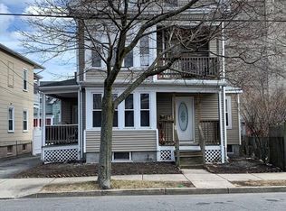 284 Maple St APT 1, Lynn, MA 01904