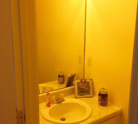 3rd image of 202 Tomlinson Dr APT 5A