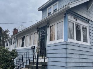 12 Frost Pl, Albany, NY 12205