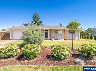 3177 Myrtle St, Woodburn, OR 97071
