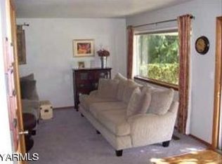 1612 S 14th Ave, Yakima, WA 98902