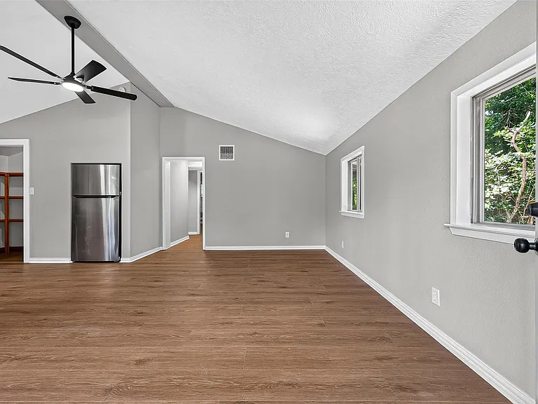 5693 Cessna Dr — Photo 8