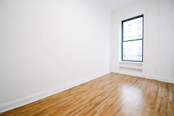 Rented by Skyward | media 28