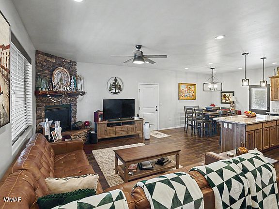 2nd image of 2620 N Eagle View Cir