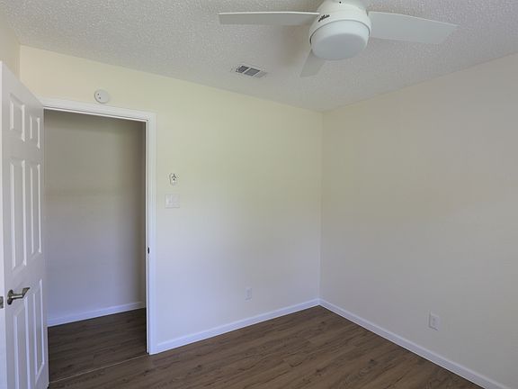 5th image of 664 Ferguson Dr