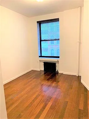 Rented by Dynamik Realty | media 17