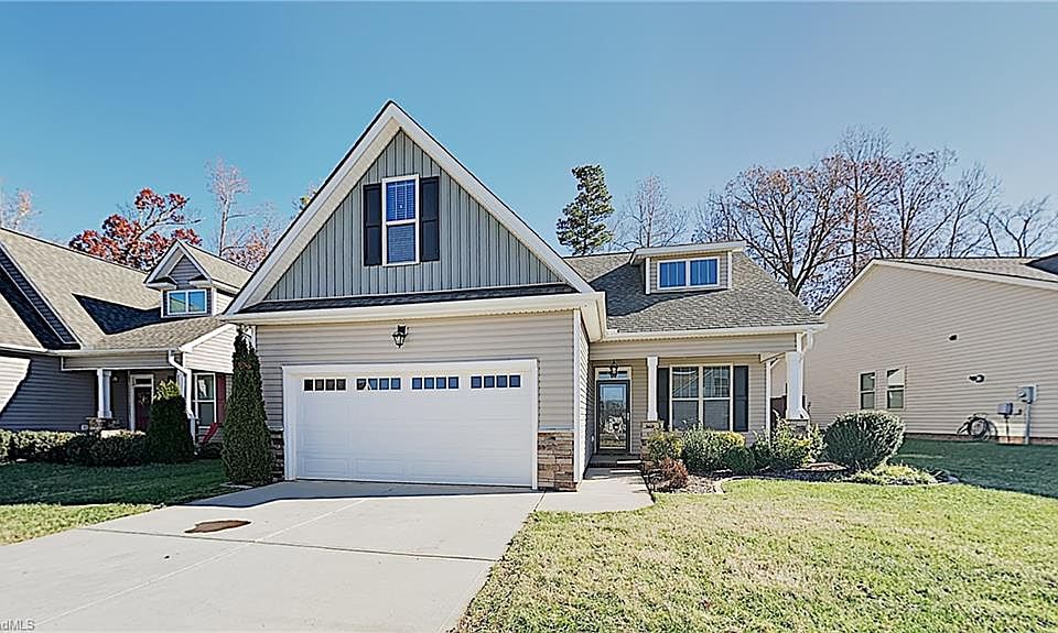 1st image of 1401 Yellow Wood Dr
