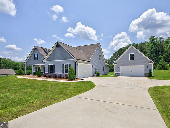 3rd image of 48 Starr Pl