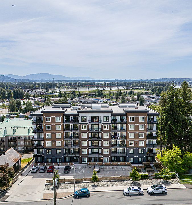 1st image of 33136 3rd Ave #207