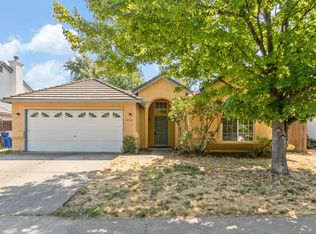 9333 Castleview Dr, Elk Grove, CA 95758