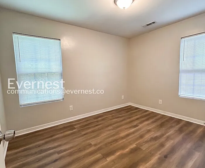 1922 Dove Dr — Photo 12