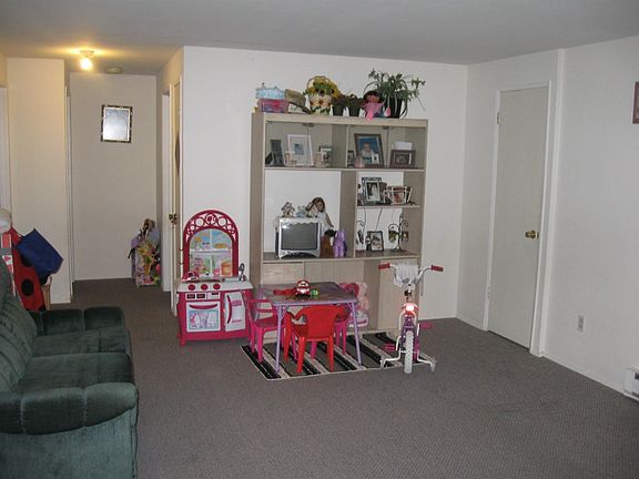 5th image of 5615 204th St SW