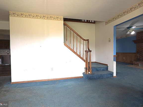 4th image of 406 Miller Rd